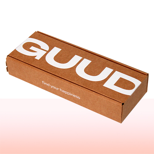 caja kraft con tira de pegamento